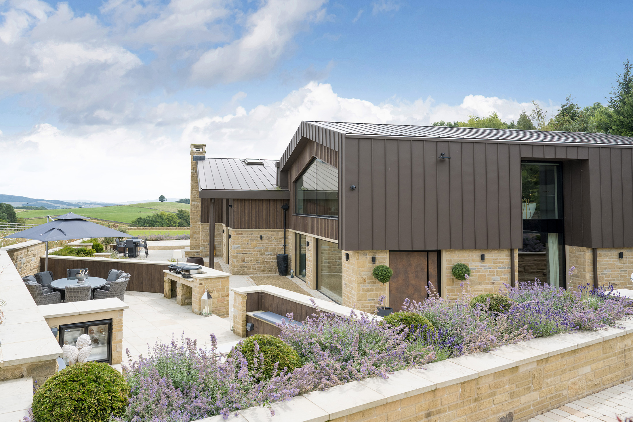 Award winning Coniston Barn in the Yorkshire countryside