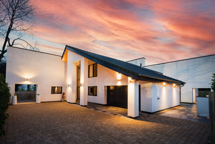 03_property_night-shot.jpg